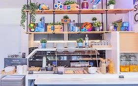 Hotel Ibis Budget Porto Gaia